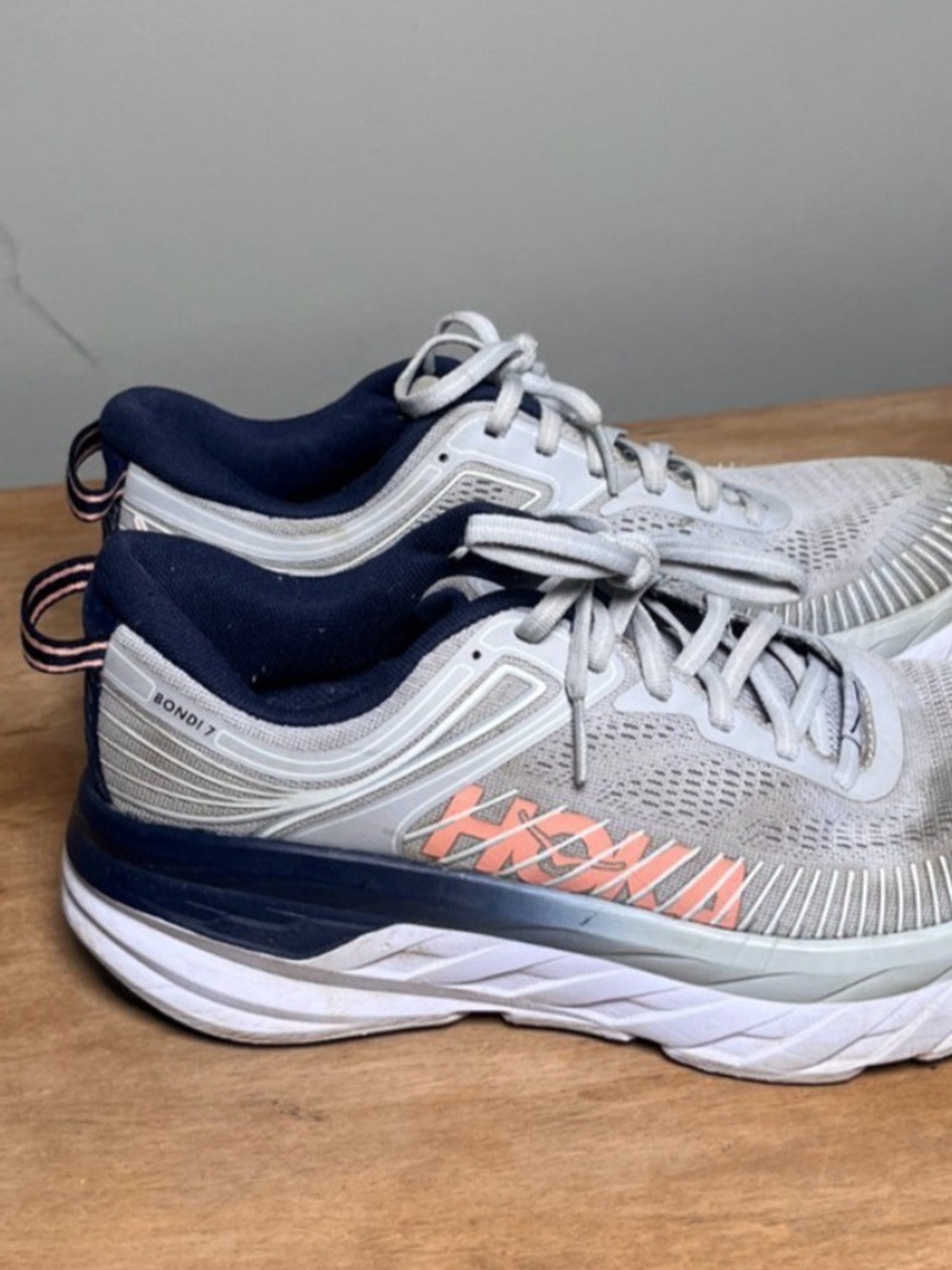 Hoka Bondi 7 Women's Light Gray, Navy and Coral Running Shoes
